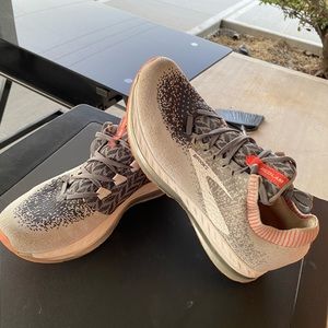 Brooks Bedlam Running Shoe Women’s sz 10